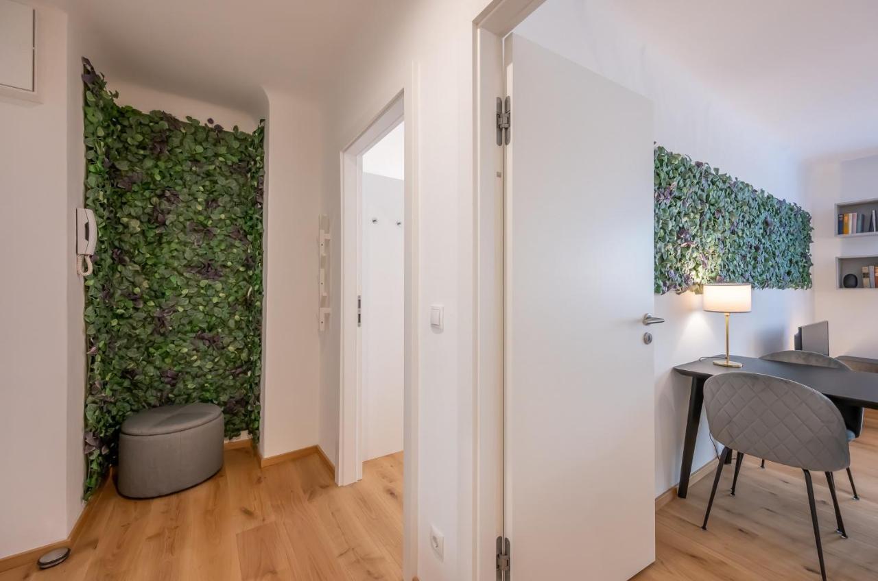 Apartment Modern Center